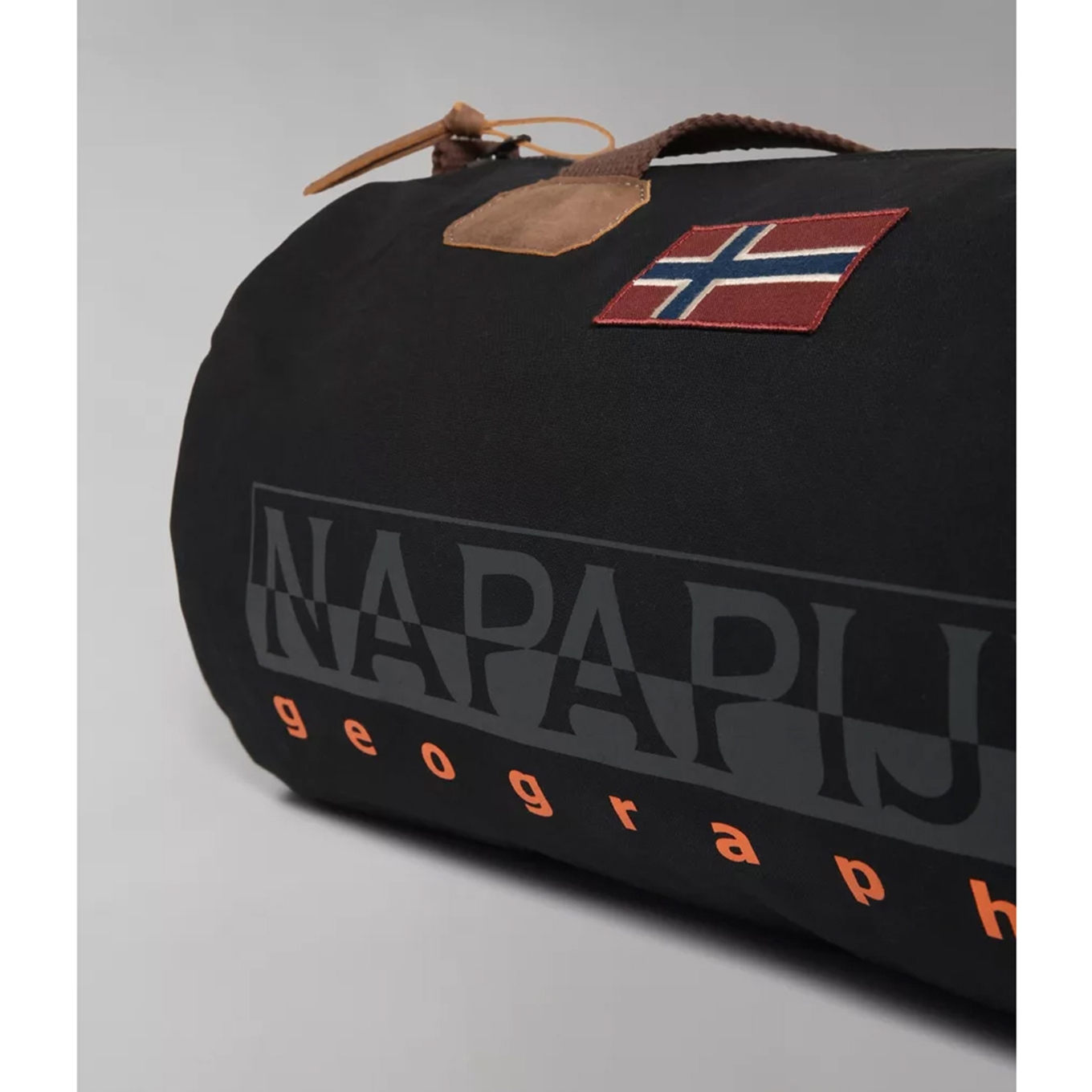 Onophoudelijk vieren Lunch Napapijri Bering Travelbag S black | Travelbags.be